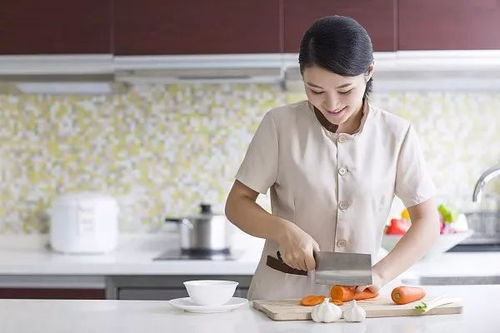 提質擴容 家政服務業發展,將迎來 春天